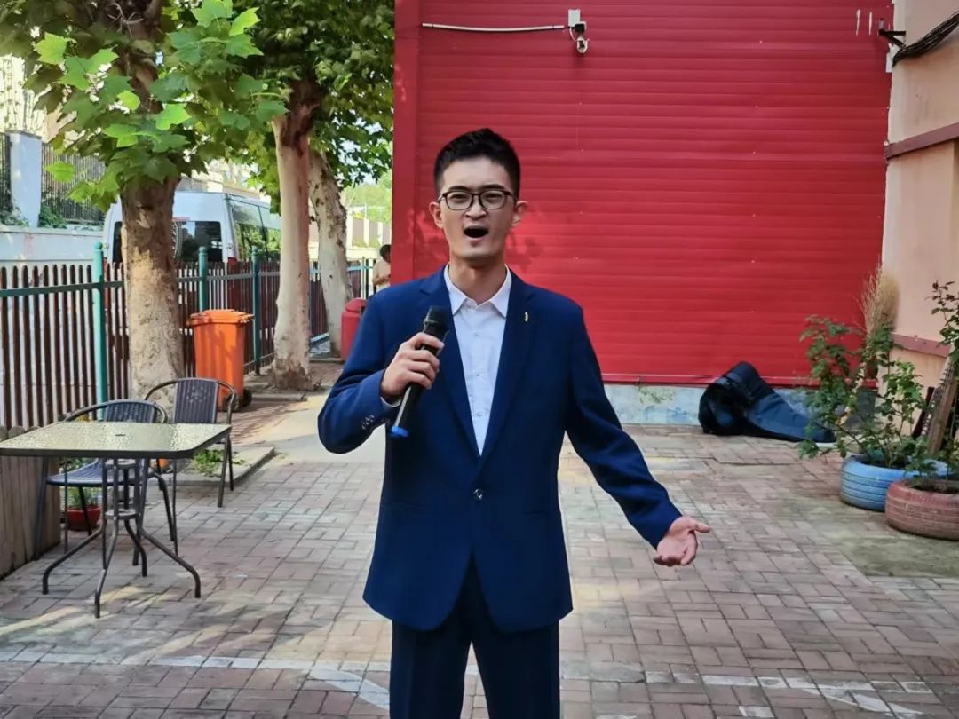 文化进社区”的志愿服务演出