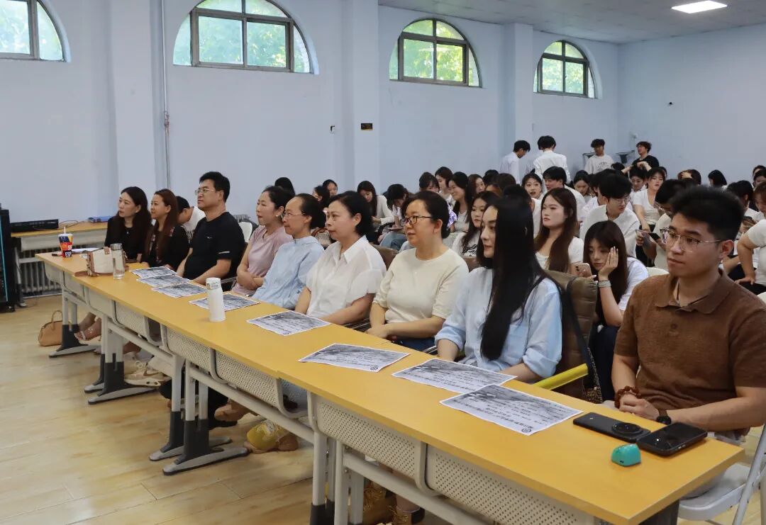 音乐学系专业负责人与声乐教研室全体教