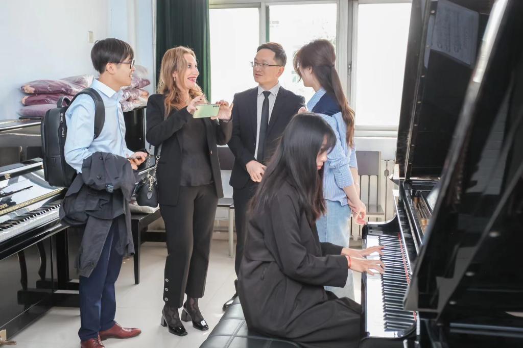 副校长刘印房对来宾的到来表示欢迎