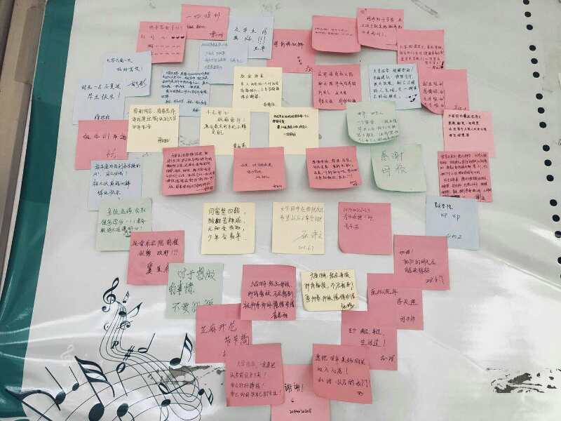 成才离不开母校的培养