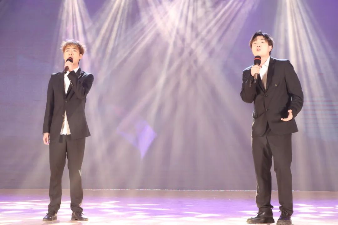 2021级音乐表演系毕业生以一场名为