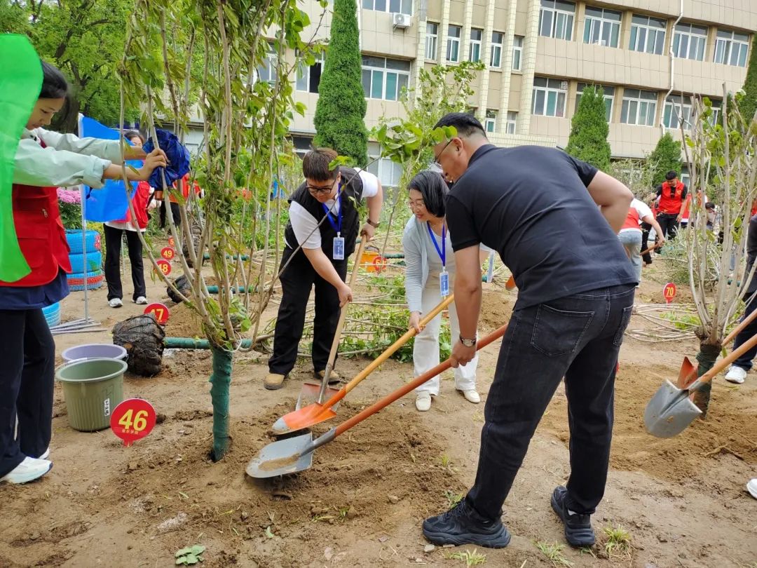 通过参加高质量发展论坛